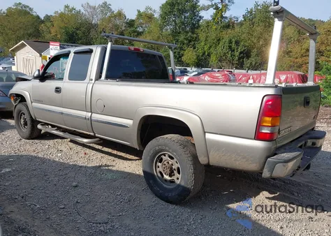 2002 GMC Sierra 2500Hd Sle из США, поврежденный, VIN 1GTHC29G62E304008